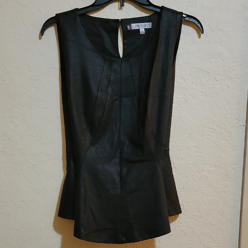 Jennifer Lopez Elegant Black Sleeveless Blouse